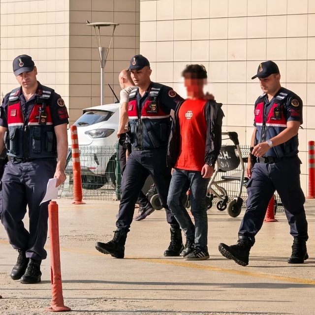Kavga ettiği çocuğun çenesini kıran şüpheli tutuklandı