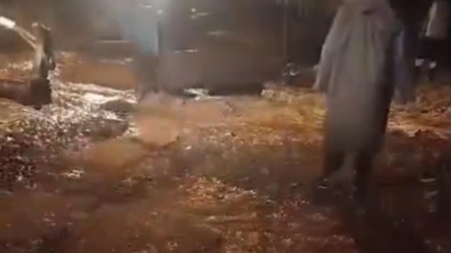 Sağanak sonrası meydana gelen sel köyde hasara yol açtı