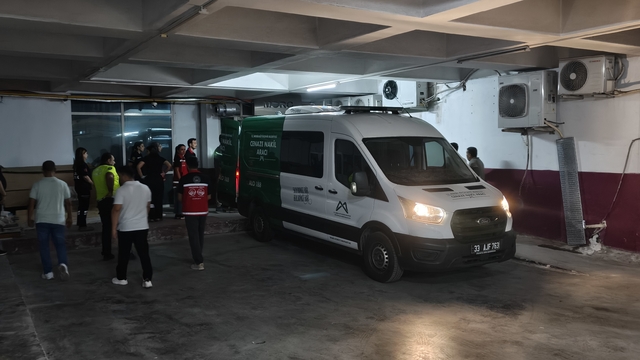 Feribot faciasında hayatını kaybeden Hüseyin Özdemir'in cenazesi Silifke'ye getirildi