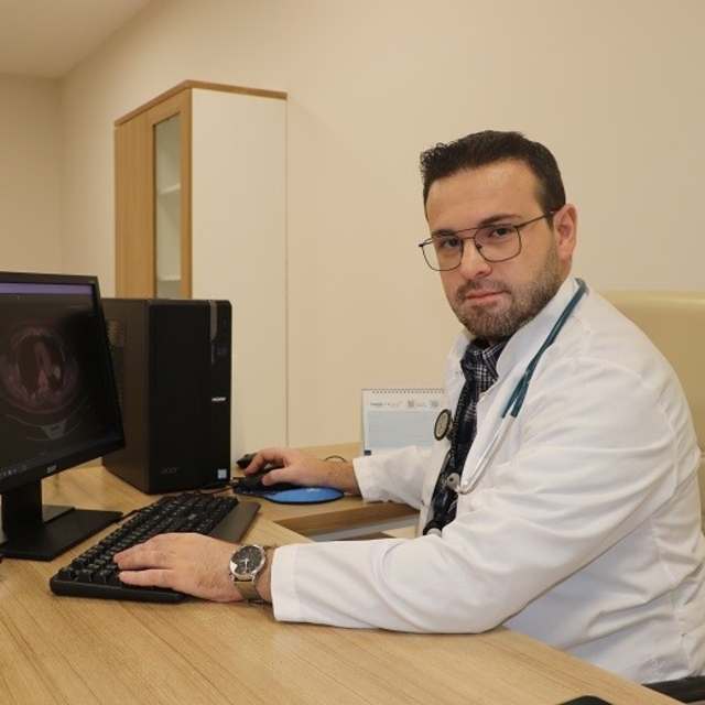 Doç. Dr. Akyıldız: "Kanser tedavisinde akıllı ilaçlar ve immünoterapinin ön...
