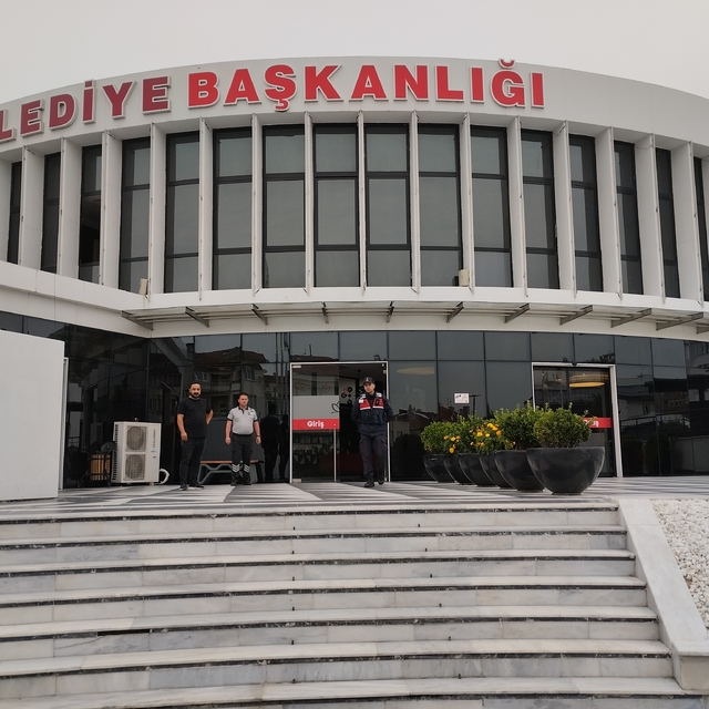 Bolu Belediyesi'ne yönelik 'Hayalet Araç' operasyonu: 22 gözaltı kararı
