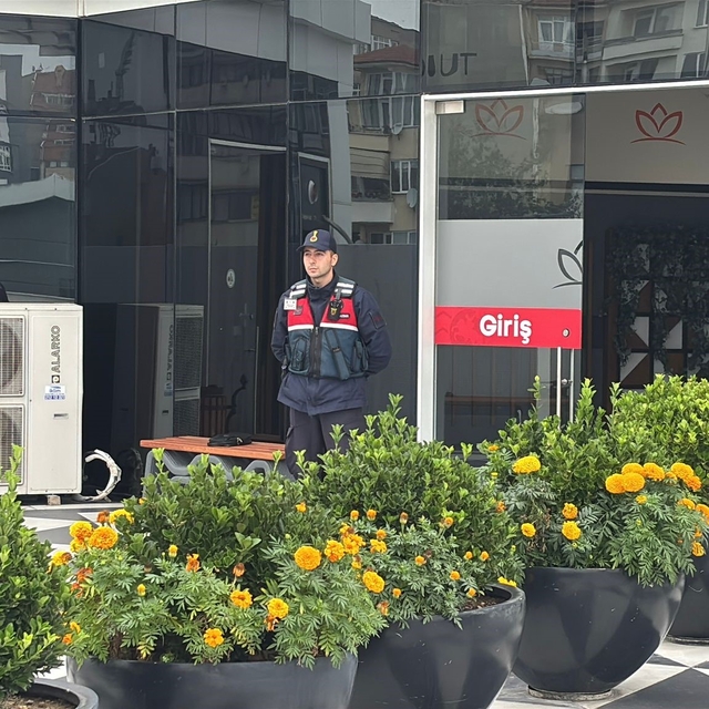 Bolu Belediyesi'ne 34 milyon liralık "hayali mesai" operasyonu: 22 gözaltı...