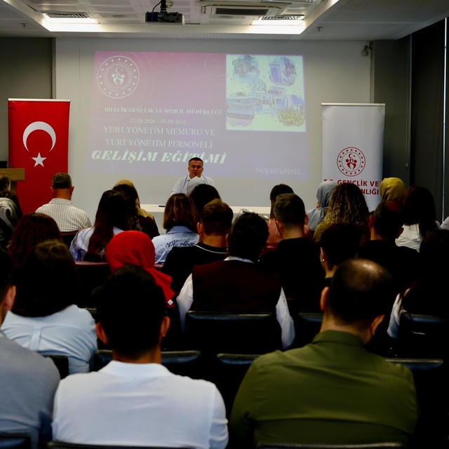 Bilecik'te yurt yönetim memurları ve personeline eğitim