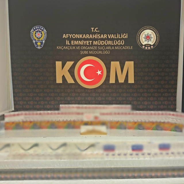 Polis 700 paket gümrük kaçağı sigara ele geçirdi