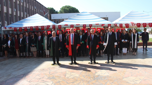 Aydın'da yeni adli yıl törenle başladı
Başsavcı Arısoy'dan adli yıl açılışında lojman müjdesi