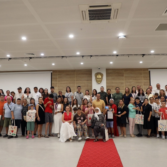 İz bırakan kalpler hayallerini tasarladı