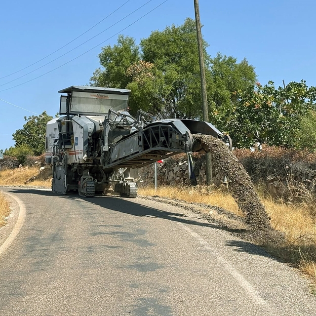 Büyükşehir Belediyesi, Araban'da kırsal mahalle yollarında yenileme çalışma...