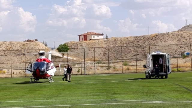 Darende'de 97 yaşındaki hasta hava ambulansıyla Malatya'ya sevk edildi