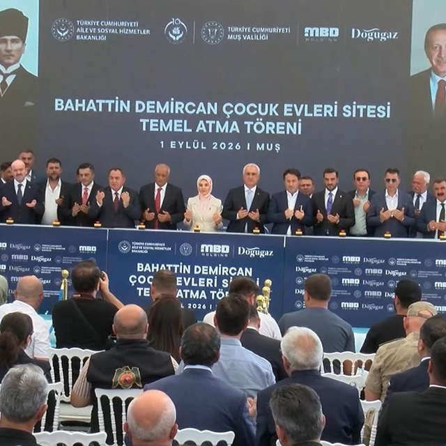 Bakan Göktaş: Malazgirt'ten miras kalan bu birlik ruhu sürece kuvvet kataca...