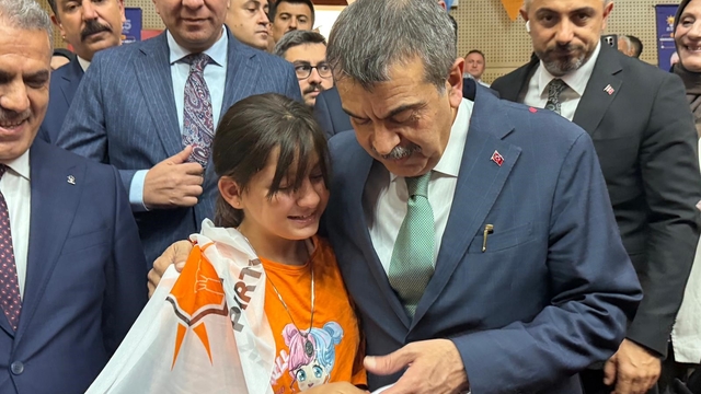 Bakan Tekin: "Bu sorunu çözecek bir iradeyi bir daha göremeyebiliriz"