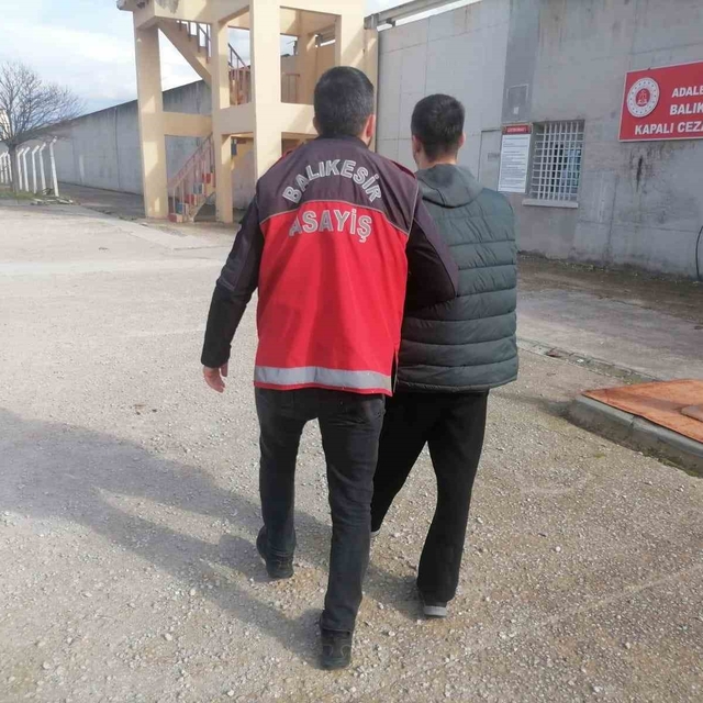 Balıkesir'de polisten bir haftada yoğun mesai