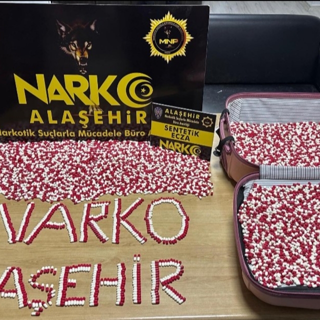 Manisa'da uyuşturucu tacirlerine geçit yok: 70 tutuklama