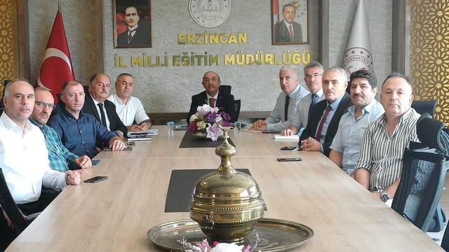 Erzincan'da imam hatip okullarının yöneticileriyle yeni eğitim öğretim yılı toplantısı yapıldı