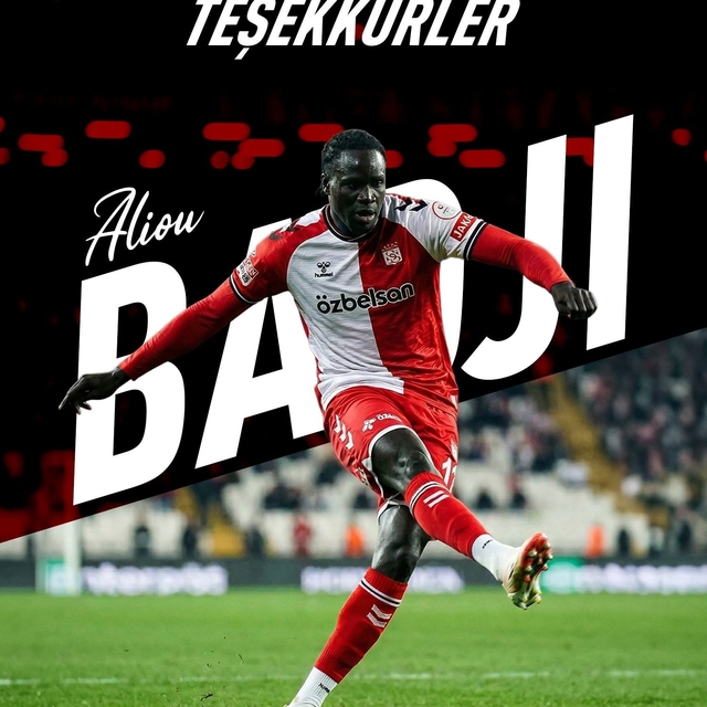 Sivasspor'da Badji ile yollar ayrıldı