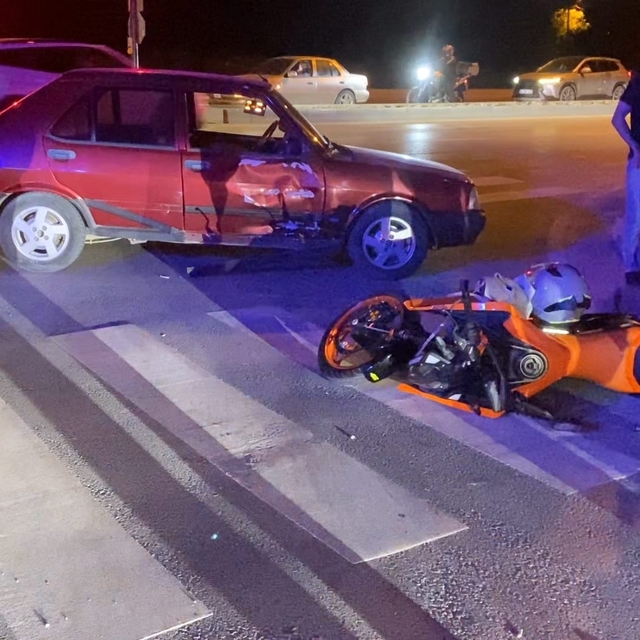 Bursa'da otomobil ile motosiklet çarpıştı: 2 yaralı