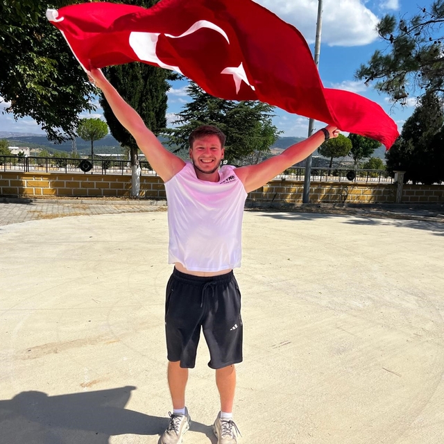 Almanya'dan koşmaya başlayan gurbetçi 53 günde Denizli Buldan'a ulaştı