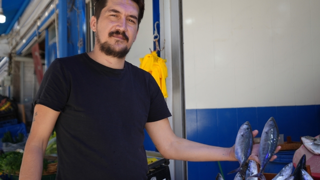 Bu sene vatandaşlar palamuda doyacak
Bilecik'te balıkçılık yapan Batuhan Acar;
"Palamutlar irileşip fiyatlar sabit kalırsa halkımız bu sene bol bol palamut tüketir"