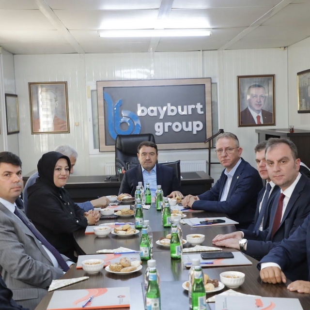 Kütahya'da ilçelerdeki yol çalışmaları masaya yatırıldı