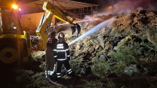 Kırıkhan'da samanlık yangını yaşandı