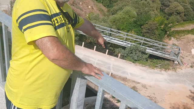 Hamsu köprüsü tehlike saçıyor