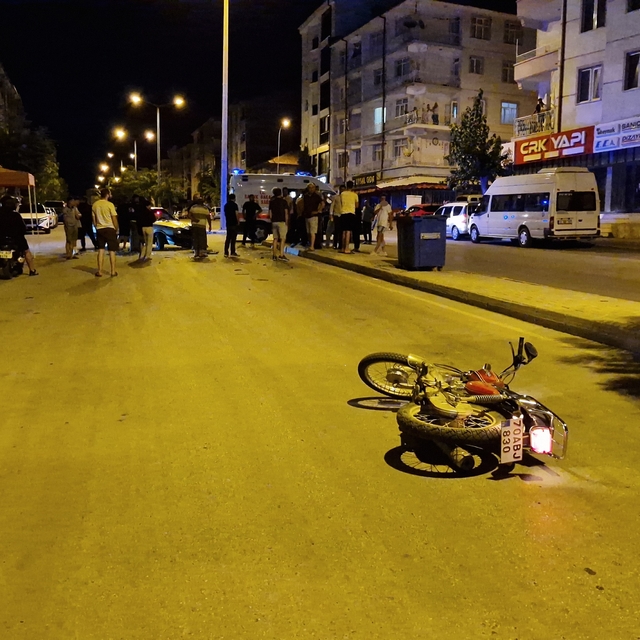 Motosiklet sürücüsünün ölümüyle sonuçlanan kaza kamerada