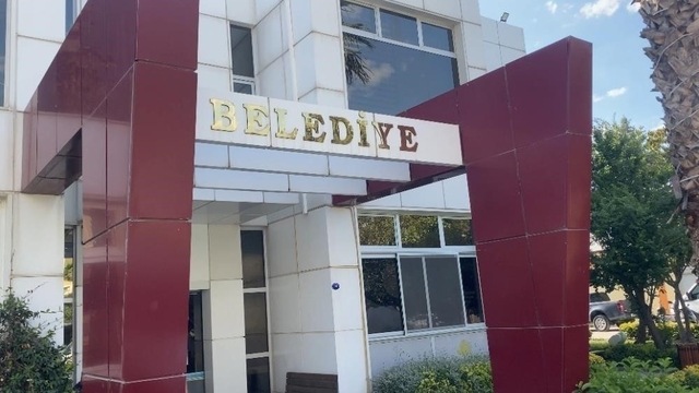 Seferihisar Belediyesine yönelik operasyonda 1 yeni tutuklama