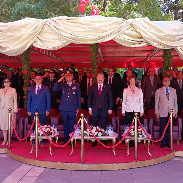 Eskişehir'de 2 Eylül coşkusu
Kurtuluşun 104. yılı törenle kutlandı