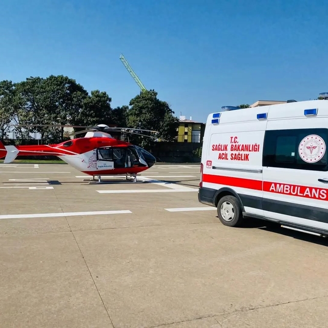 Şırnak'ta travma geçiren bebek helikopterle Diyarbakır'a sevk edildi