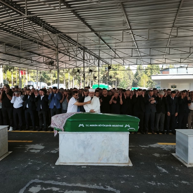 Gemi kazasında ölen hastane çalışanı, asker olan kardeşini ziyarete gitmiş