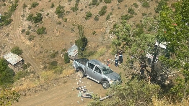 Artvin'de trafik kazası: Köy muhtarı hayatını kaybetti
