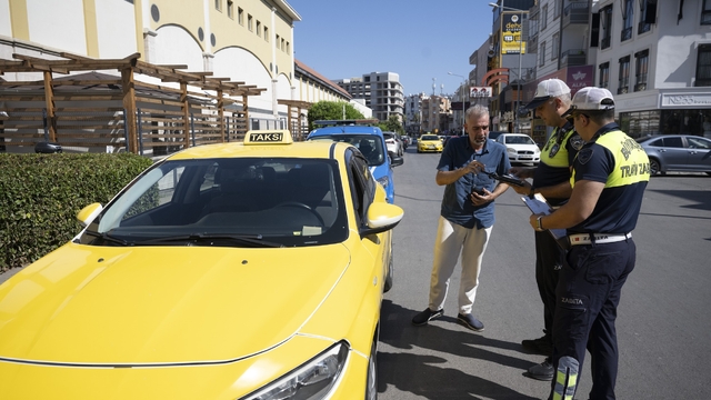 Mersin'de 810 ticari taksi denetlendi, 280'ine ceza kesildi
