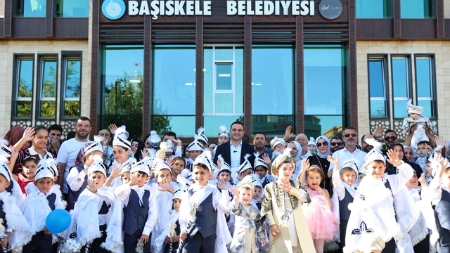 Başiskele'de 180 çocuk sünnet coşkusu yaşadı