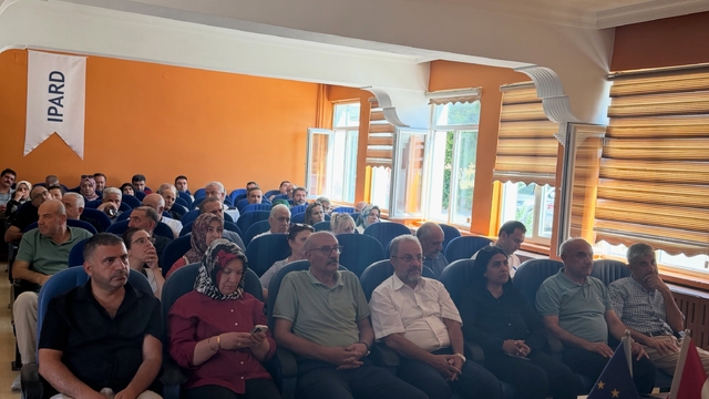 Elazığ'da otizm farkındalık eğitimi