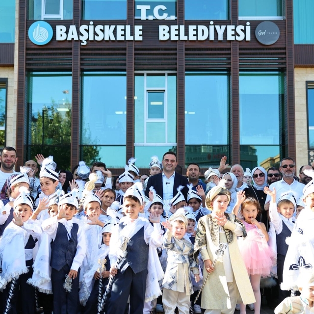 Başiskele'de 180 çocuk sünnet coşkusu yaşadı