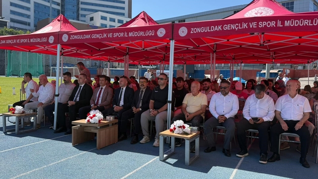 Zonguldak'ta GSB Gençlik Yaz Kulübü Kapanış Şenliği düzenlendi