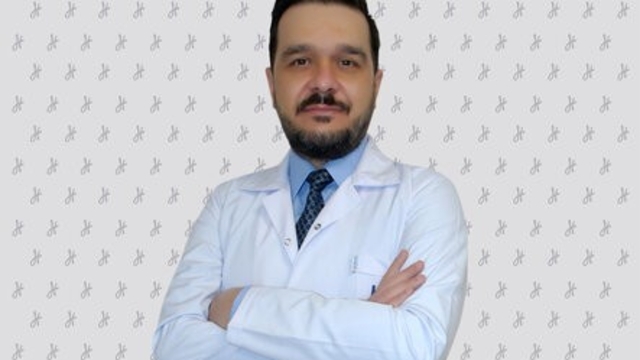 Dr. Şiyve: "Çocuklarda kasık fıtığına erken müdahale önem taşıyor"