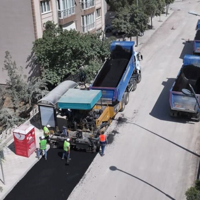 Başkan Dutlulu Soma ve Akhisar'da yatırımları inceledi