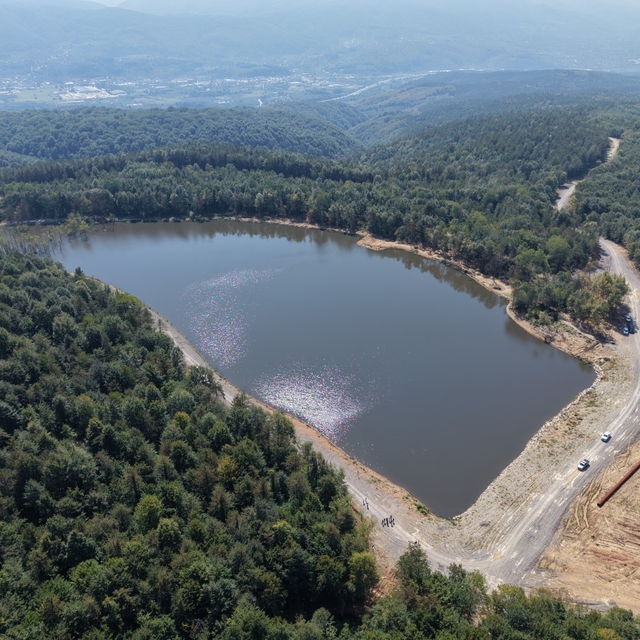 Düzce Saklıgöl gün yüzüne çıkıyor
Başkan Özlü'den turizmde yeni hamle
Başka...