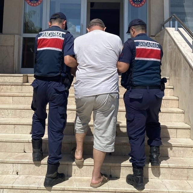 Samsun'da aranan iki hükümlü, jandarmaya yakalandı