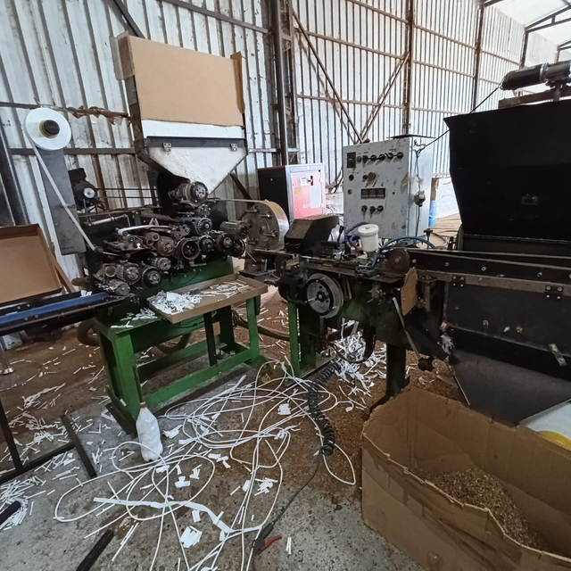 Besihane görünümlü kaçak sigara fabrikasına operasyon