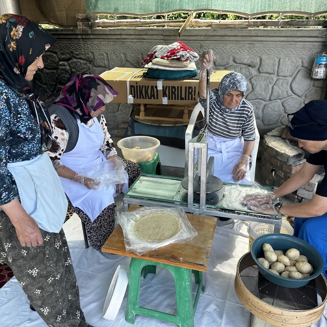 Tarihi değirmen kadınların emeğiyle üretim merkezine dönüştü