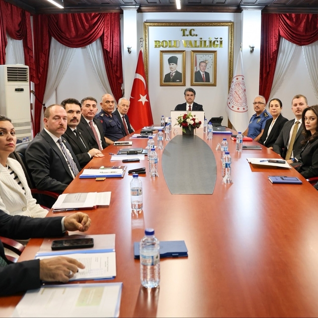 Bolu'da okul güvenliği toplantısı yapıldı