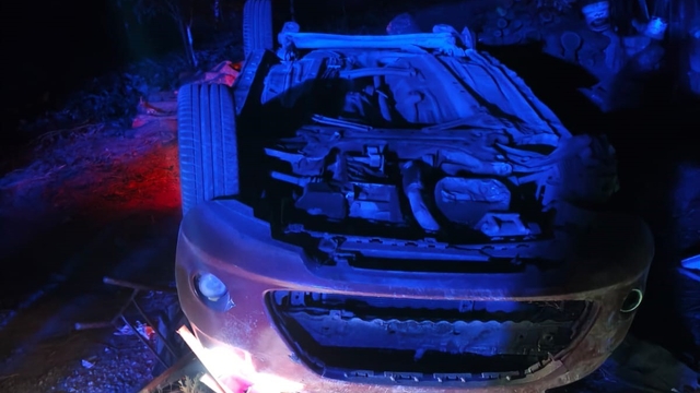 Keşan'da takla atan otomobildeki 4 kişi yaralandı