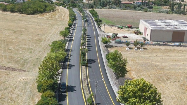 Aksaray'da köy yolları asfaltlanıyor