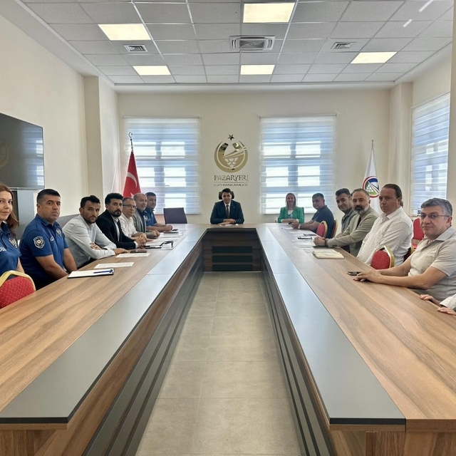 Pazaryeri'nde Okul Güvenliği Tedbirleri Toplantısı yapıldı