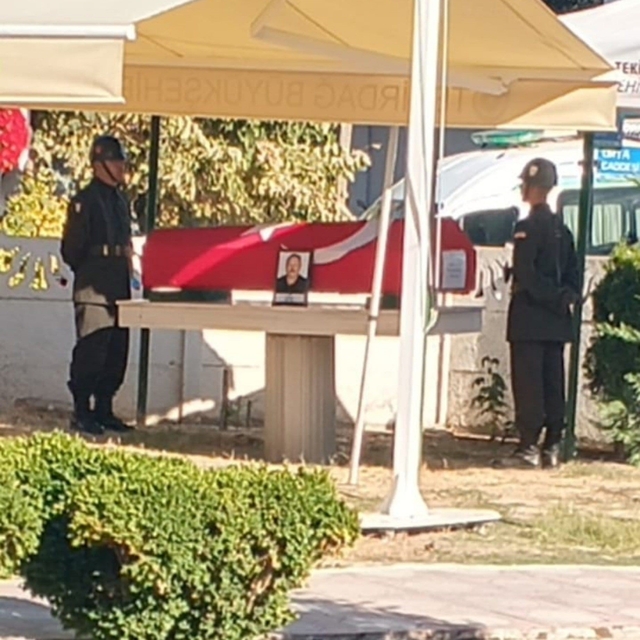 Tekirdağ'da hayatını kaybeden Kıbrıs Gazisi İsa Gökpınar son yolculuğuna uğ...