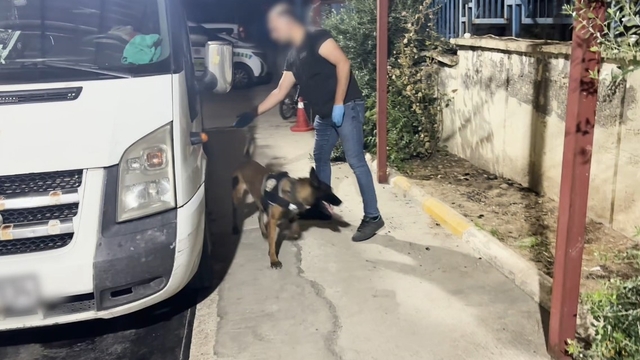 Batman'da araçta 7,4 kilo skunk ele geçirildi, 2 kişi tutuklandı