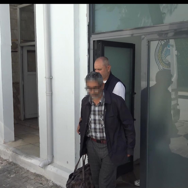 Şanlıurfa'da dilencinin üzerinden 60 bin TL çıktı