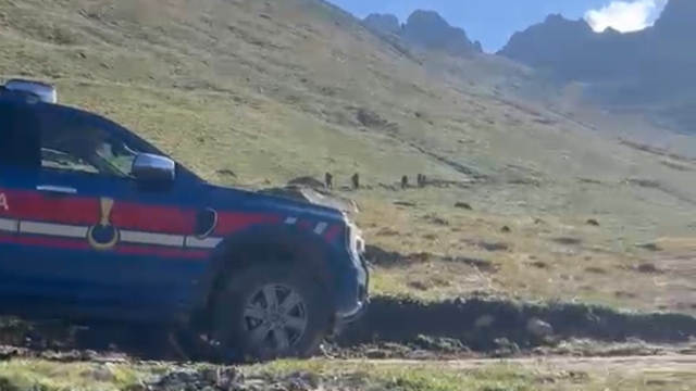 Kaçkar Dağı'nda kaybolan İngiliz turist için kurtarma çalışması başlatıldı
