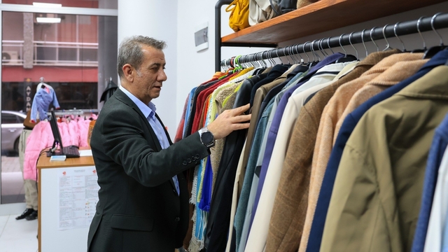 Efeler Belediyesi'nden ihtiyaç sahiplerine ücretsiz giyim desteği